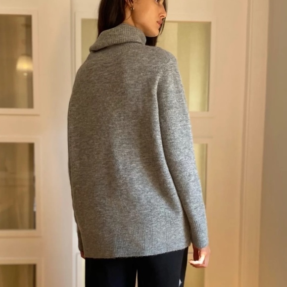 ARITZIA Babaton Grey Alpaca Wool Oversized Turtle Neck Sweater SZ XS - Picture 4 of 15